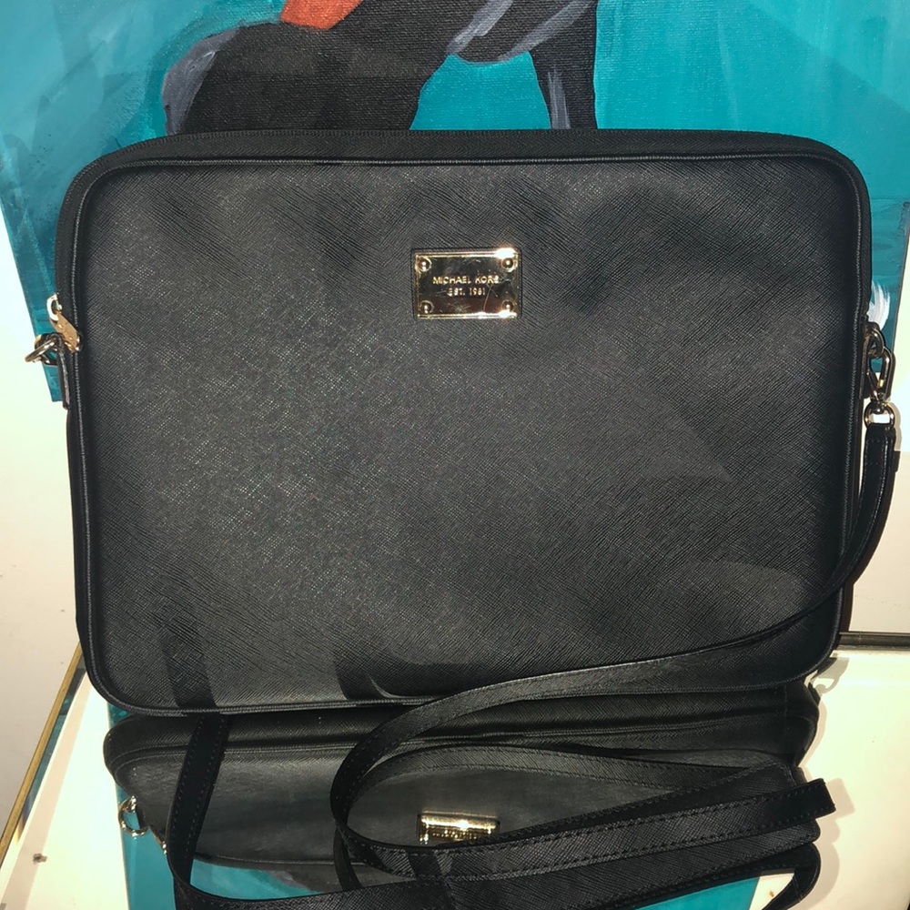 Michael Kors Laptop/Tablet Sleeve/Bag